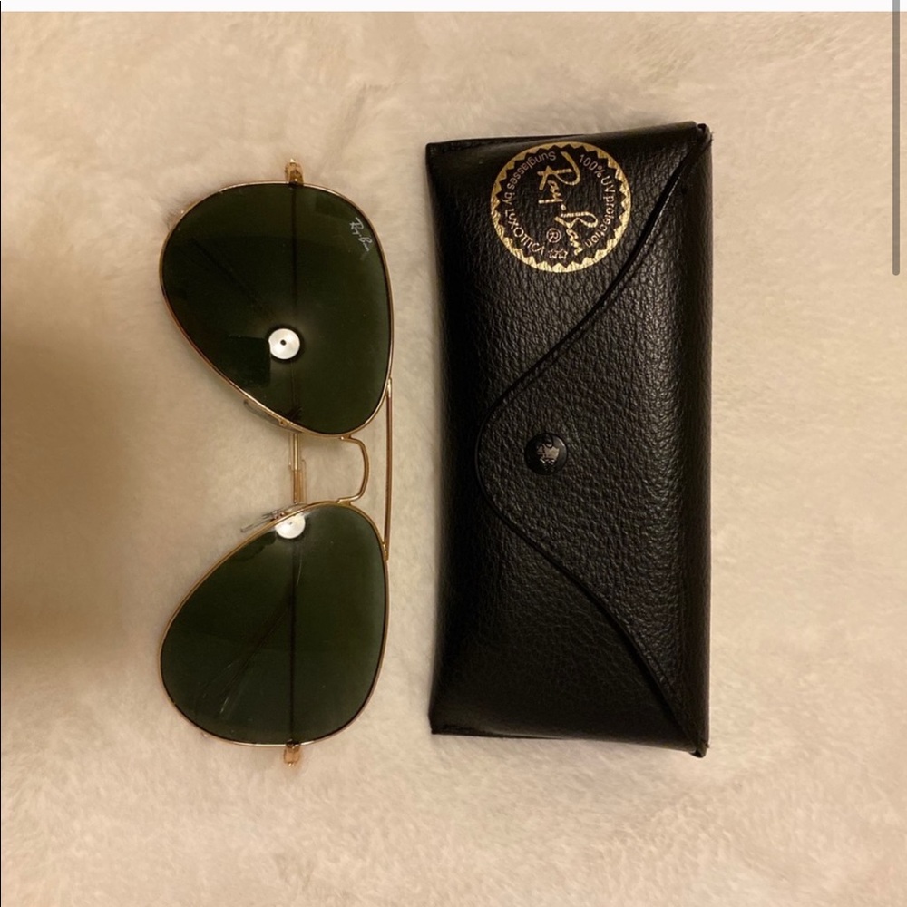 AUTHENTIC RAY BAN AVIATORS!!